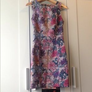 Never Worn-Beautiful Fitted Sheath Dress